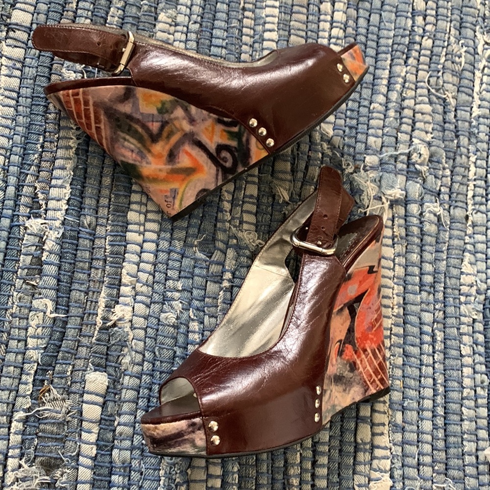 Zinc platform wedge heels 7 preowned